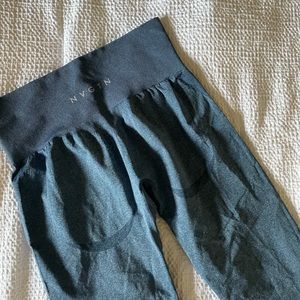 NVGTN Leggings Size L - Slate Blue